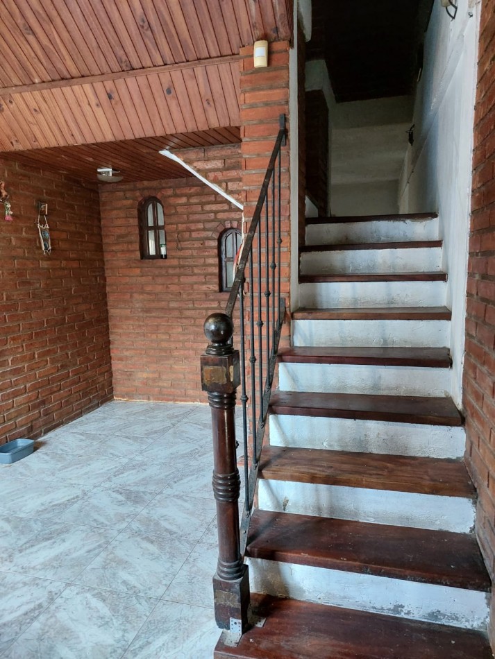 VENTA CASA 6 AMBIENTES