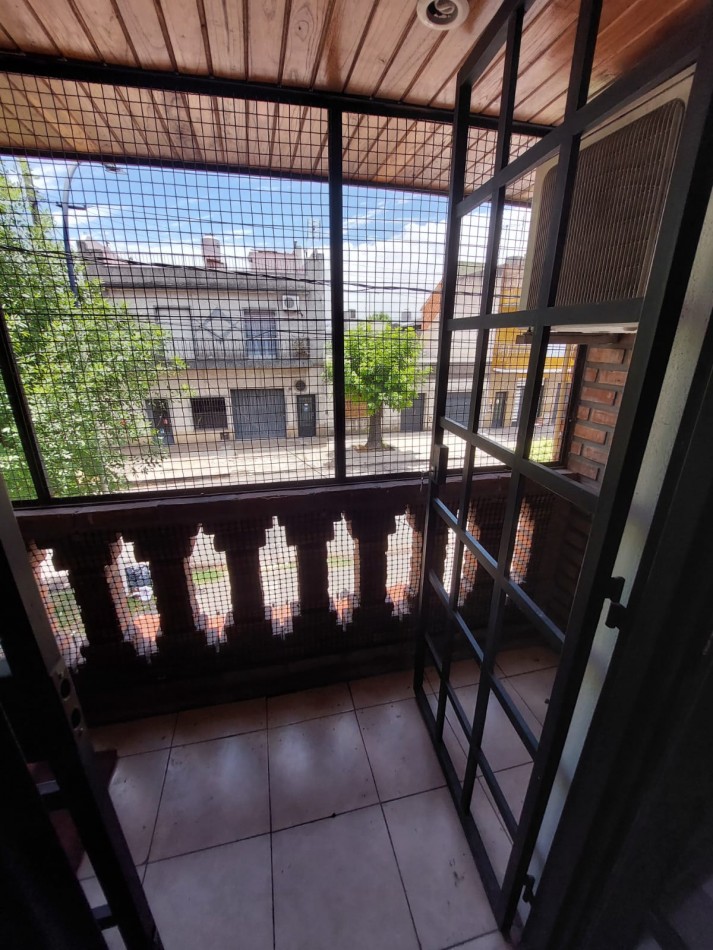 VENTA CASA 6 AMBIENTES