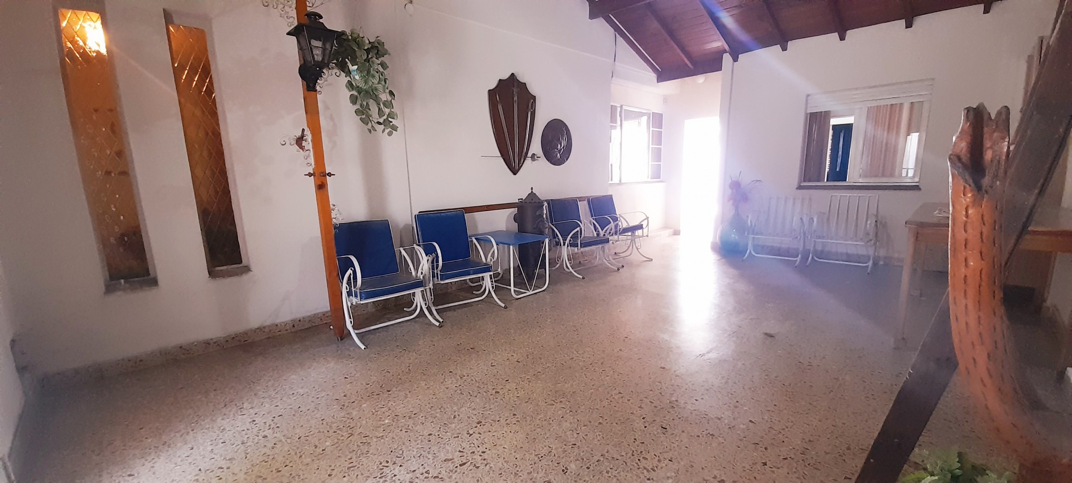 VENTA CASA 5 AMBIENTES CON COCHERA