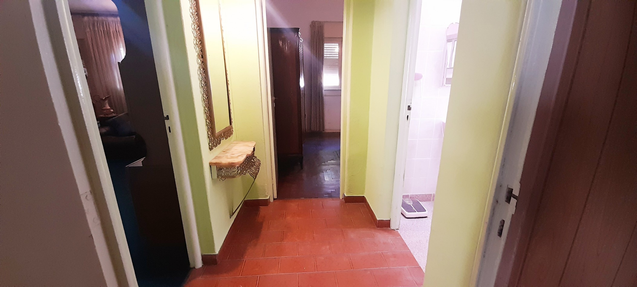 VENTA CASA 5 AMBIENTES CON COCHERA