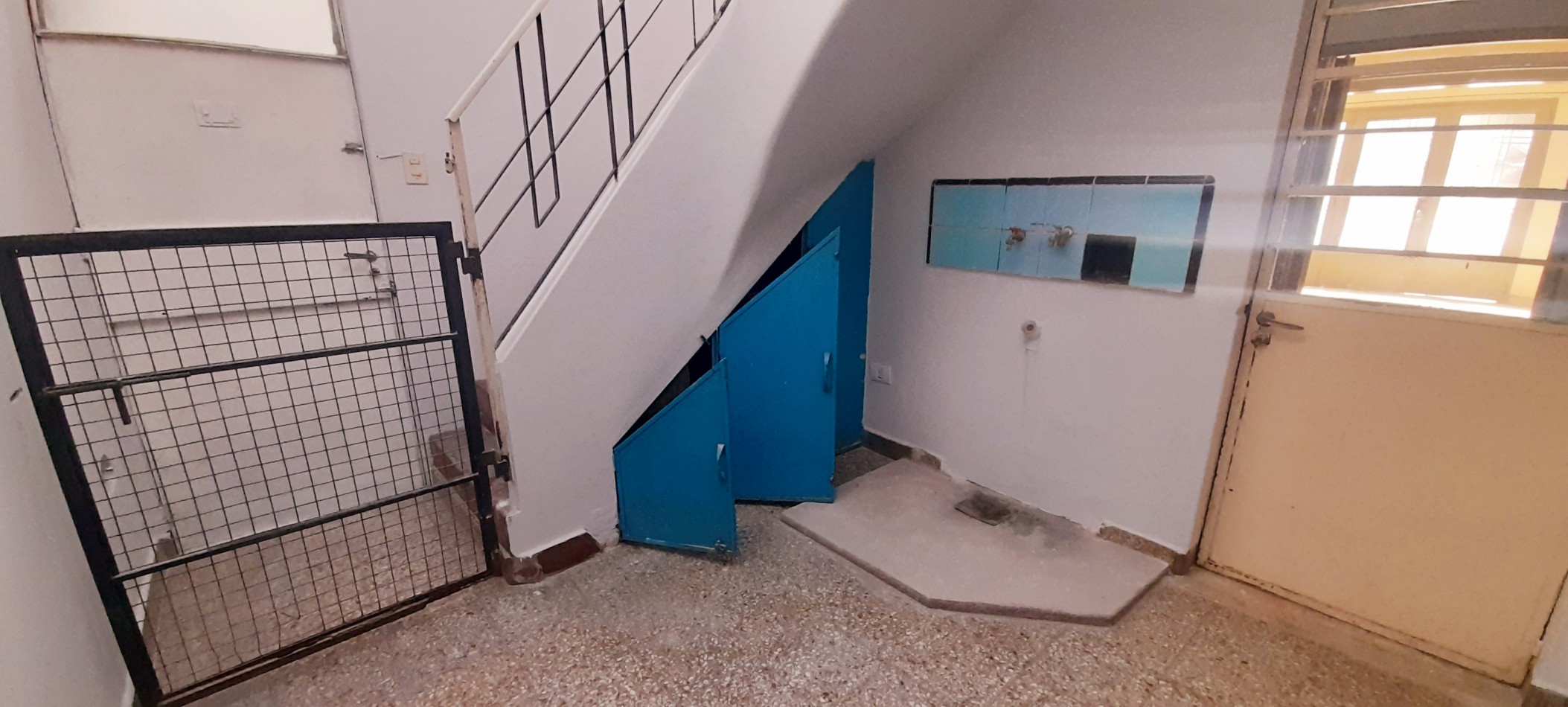 VENTA PH AL FRENTE 4 AMBIENTES