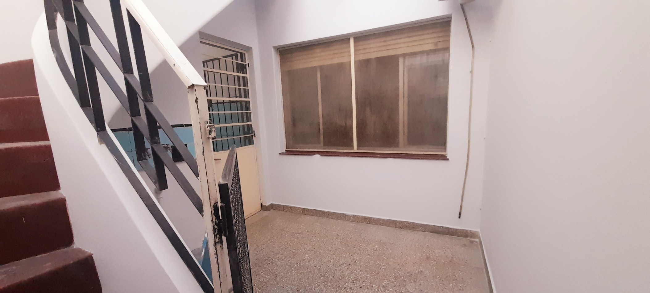 VENTA PH AL FRENTE 4 AMBIENTES