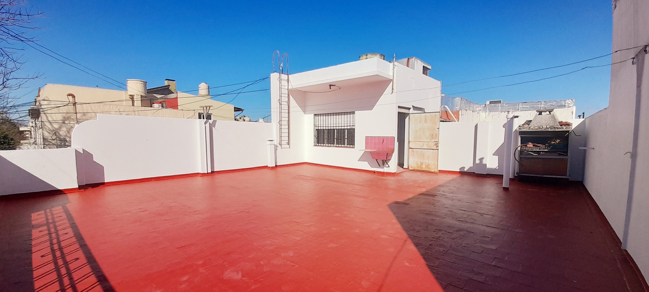 VENTA PH AL FRENTE 4 AMBIENTES