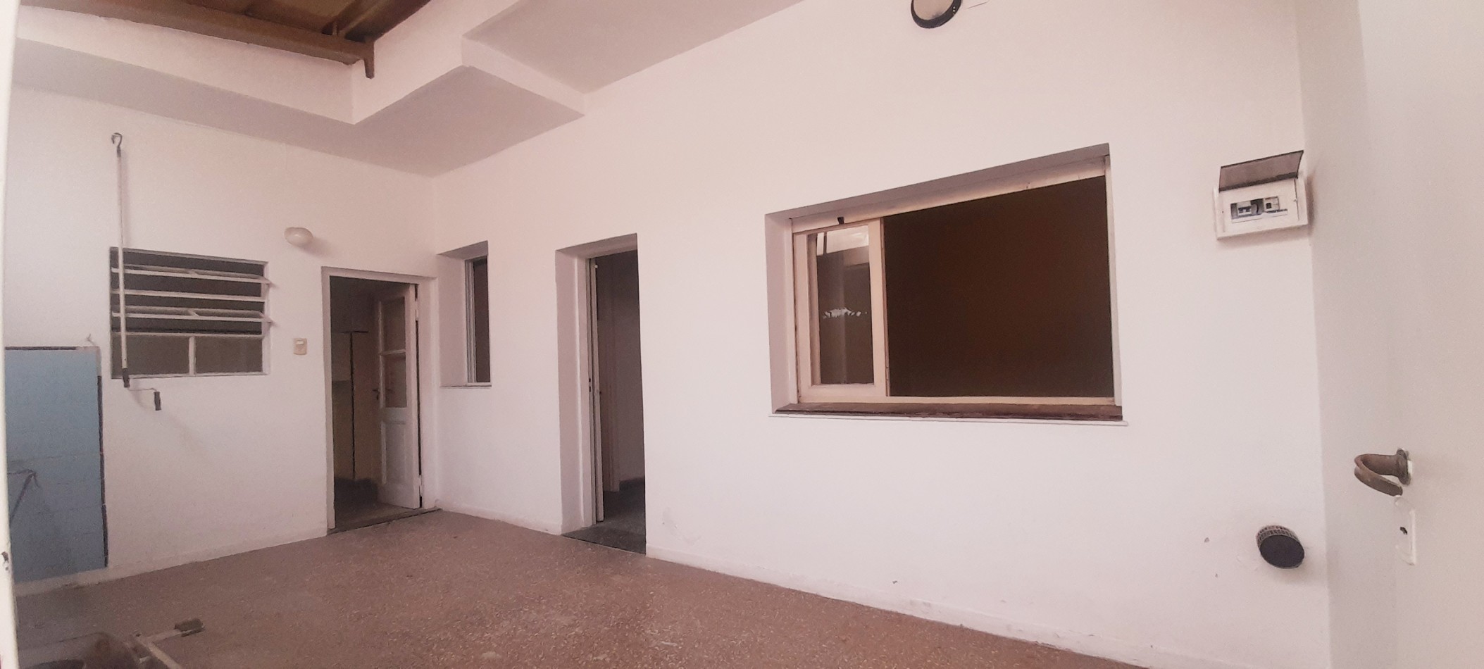 ALQUILA PH 3 AMBIENTES