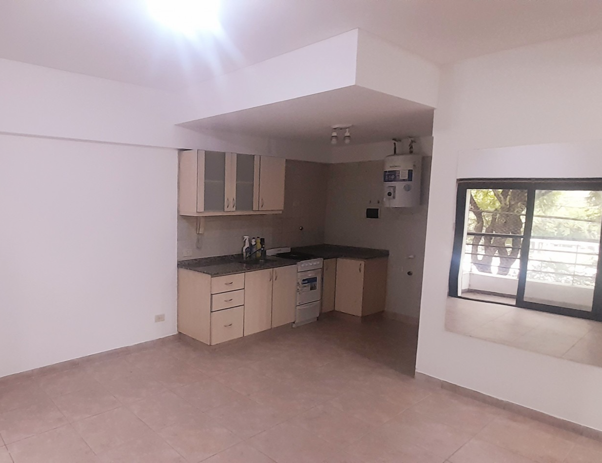 ALQUILA DEPARTAMENTO 2 AMBIENTES