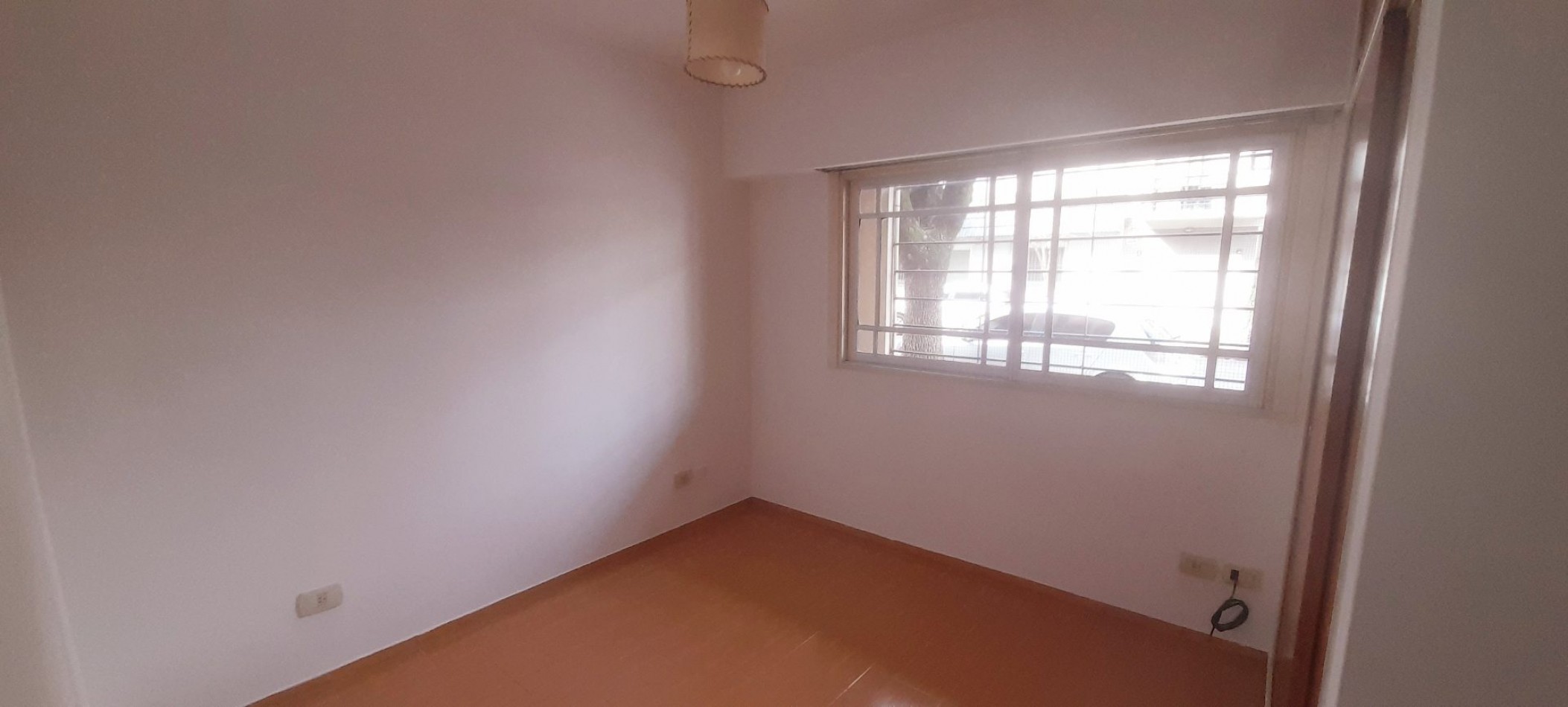 ALQUILA DEPARTAMENTO 2 AMBIENTES PLANTA BAJA - ENTRADA INDEPENDIENTE