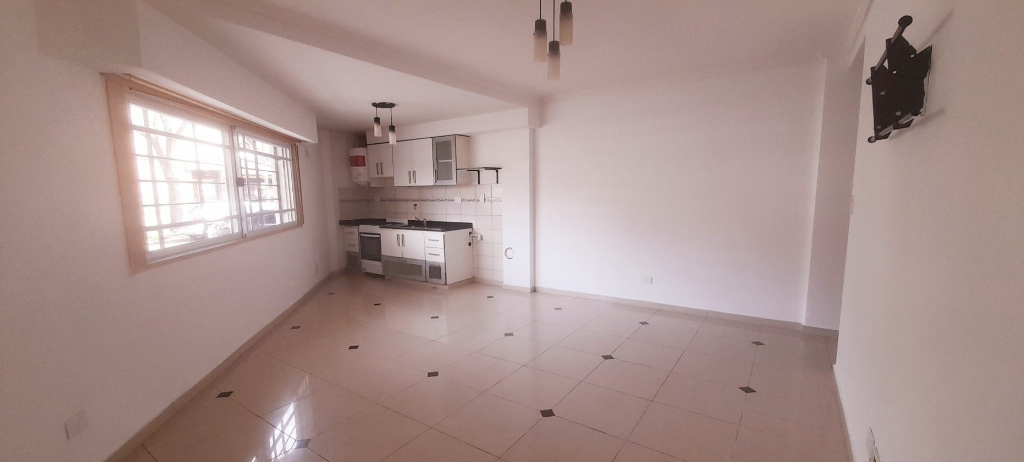 ALQUILA DEPARTAMENTO 2 AMBIENTES PLANTA BAJA - ENTRADA INDEPENDIENTE