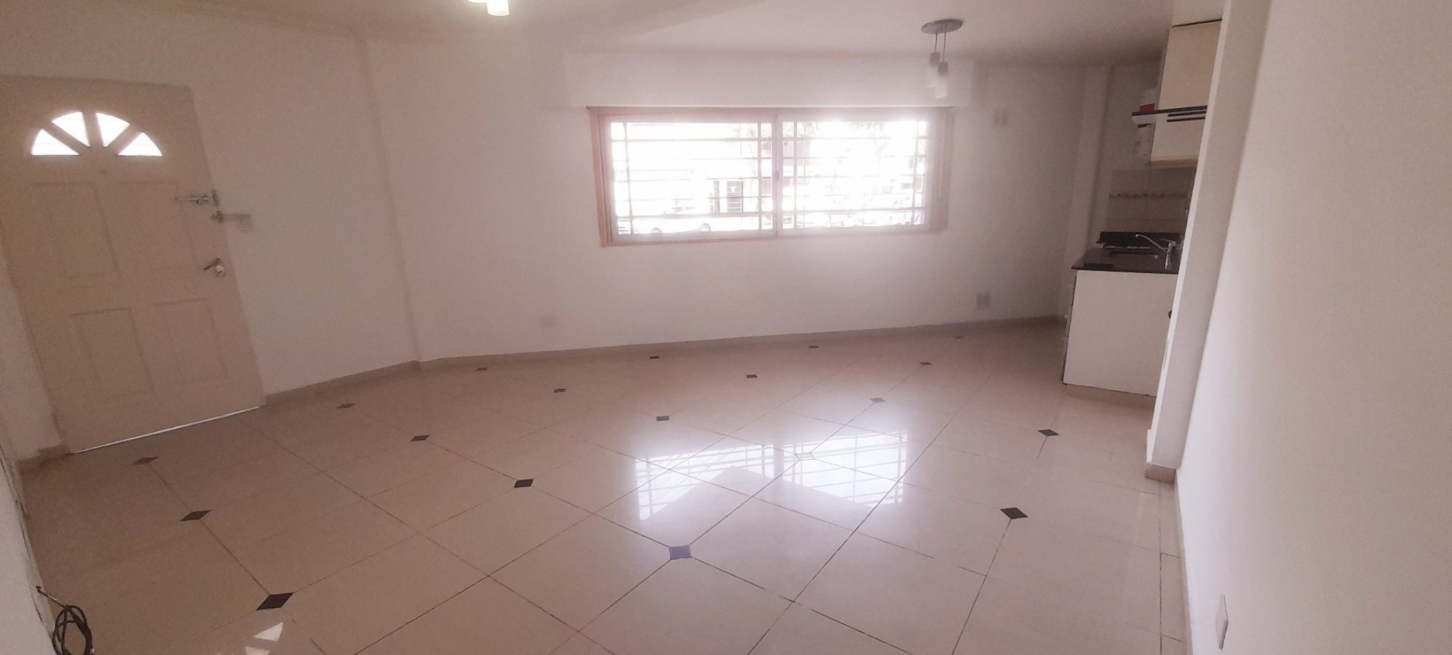 ALQUILA DEPARTAMENTO 2 AMBIENTES PLANTA BAJA - ENTRADA INDEPENDIENTE